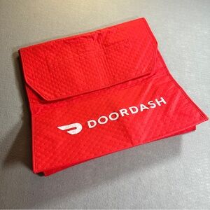 DoorDash Red Insulated Pizza Delivery Bag Carrier Holds 2 Pizzas Thermal